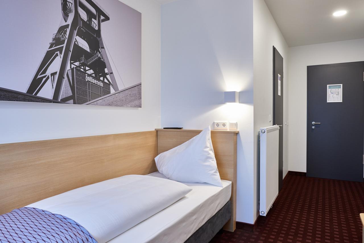 Mcdreams Hotel Essen Exterior photo
